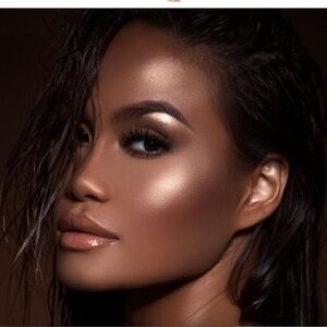 Bobbi Brown Chestnut Glow Highlighter